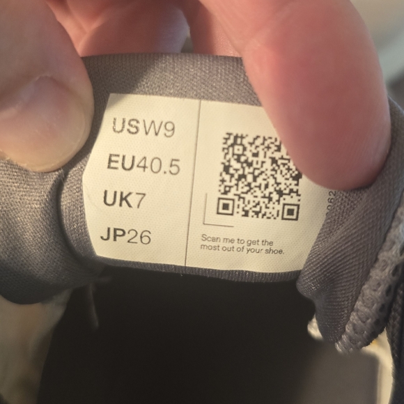 On Cloudrunner 2 - Picture 2 of 13